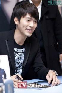 玄彬最新签名爆料,深情告白粉丝,浪漫气息弥漫 第3张 玄彬最新签名爆料,深情告白粉丝,浪漫气息弥漫 第3张